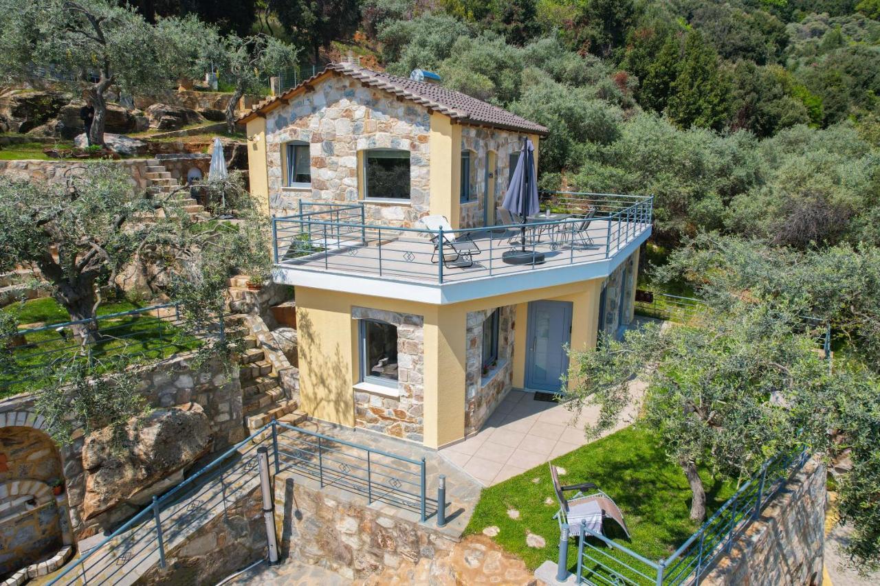 Lithos Villa *